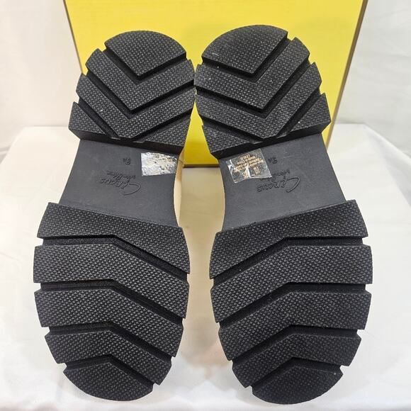 NIB Circus Sam Edelman Leslie Chunky Lug Sole Chelsea Ivory Round Toe Bootie 8.5 - Picture 8 of 10